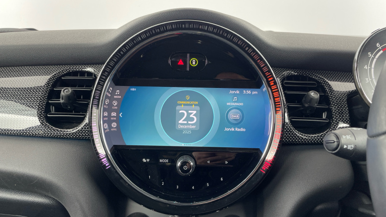 MINI Hatchback 1.5 Cooper Exclusive 5dr Auto Petrol Hatchback